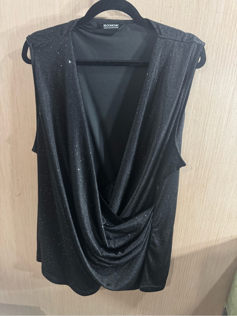 BloomChic Black Sparkle Draped V-Neck Tank Top Blouse Size 22/24